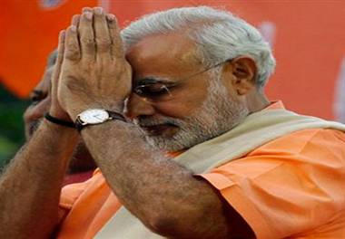 VHP supporter saint to favour narendra modi as a pm candidate