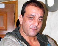 Sanjay Dutt turns over new leaf, shoots six scenes in a day