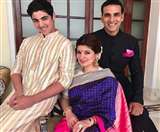 11_05_2019-akshay_with_family_19212627_s 11_05_2019-akshay_with_family_19212627_s