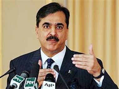 Any unconstitutional SC verdict will be resisted: Gilani