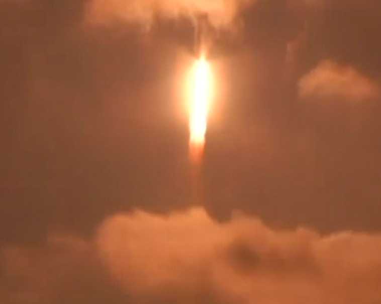 ISRO ने PSLV C-29 से 6 उपग्रहों को अंतरिक्ष में भेजा