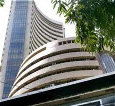 Sensex rises 135 pts;  ONGC, Infosys, TCS and ICICI lead gain