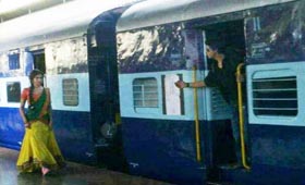 Deepika lives her DDLJ moment in chennai express