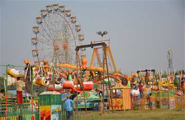 About lucknow in english image