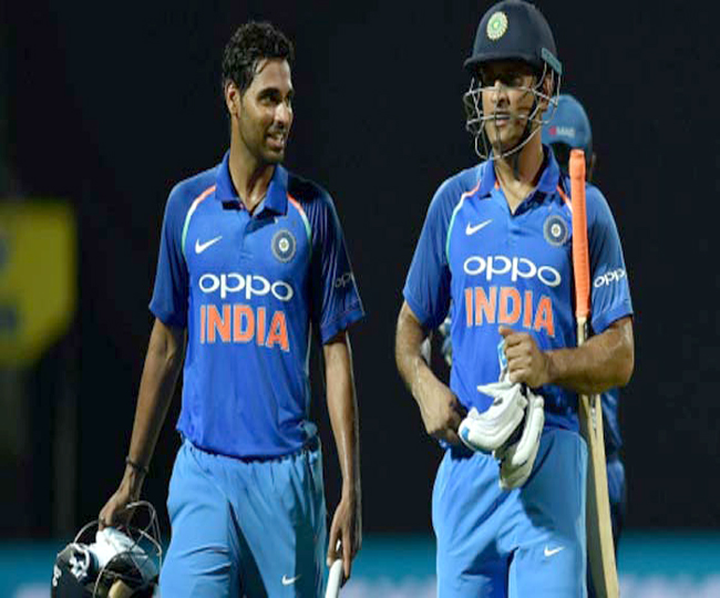 bhuvi dhoni partnership(1)