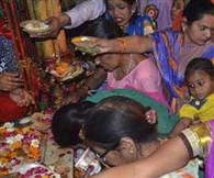 तस्वीरों में देखें-लखनऊ का ऐतिहासिक देवी मेला