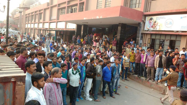 Image result for तिहाड़ जा रहे शहाबुद्दीन