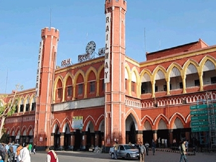 delhi station 28 10 2017