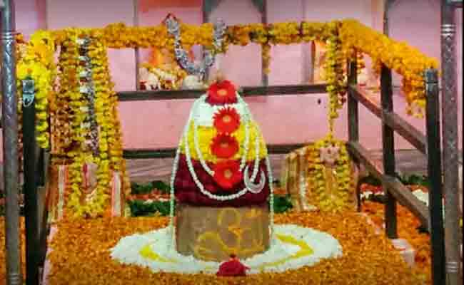 नाम है झारखंड मंदिर, जगह है राजस्‍थान और मंदिर की डिजाइन दक्षिण भारत ...