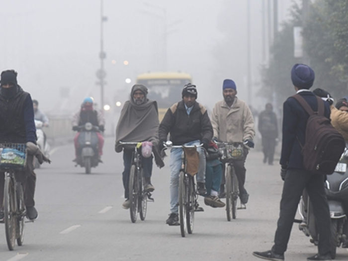weather alert: यूपी से दिल्ली तक चलेगी शीतलहर,भीषण ठंड और कोहरे की चपेट में रहेंगे ये राज्य
