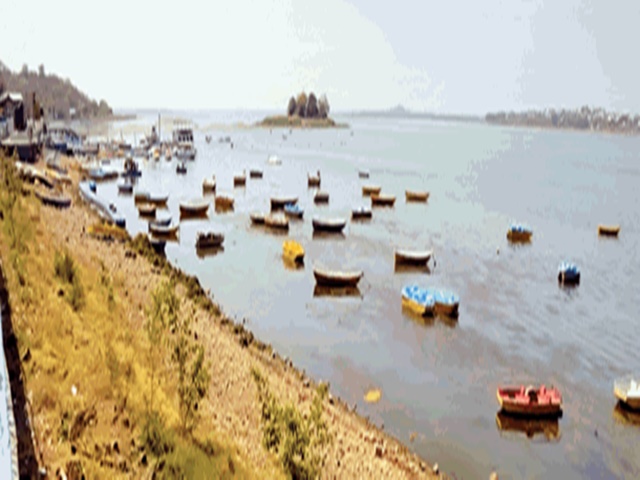 Bhopal News: पिà¤à¤²à¥ साल सॠतà¥à¤¨ हफà¥à¤¤à¥ पहलॠडà¥à¤¡ सà¥à¤à¥à¤°à¥à¤ तठपहà¥à¤à¤ à¤à¤¾à¤à¤à¤¾ बà¥à¥ तालाब à¤à¤¾ à¤à¤²à¤¸à¥à¤¤à¤°