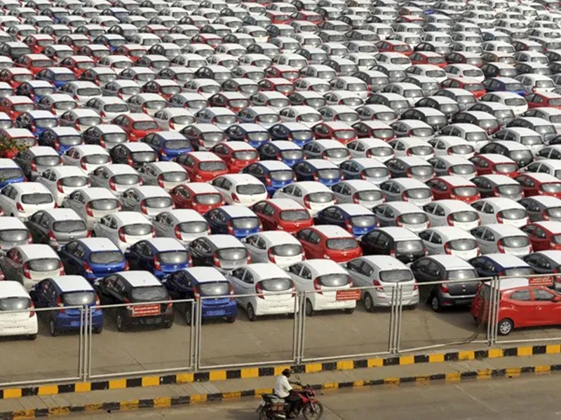 Automobile Industry Crisis: सितंबर में यात्री वाहनों की बिक्री 20 घटी, पहली बार हुआ ऐसा