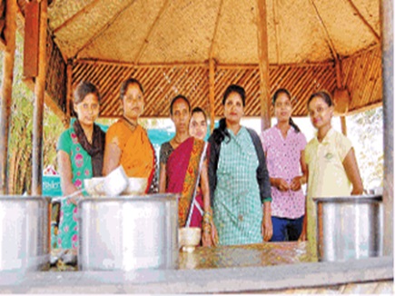 चिला-चटनी से शुरु किया कारोबार, अब मेहनत से पा लिया ऐसा मुकाम
