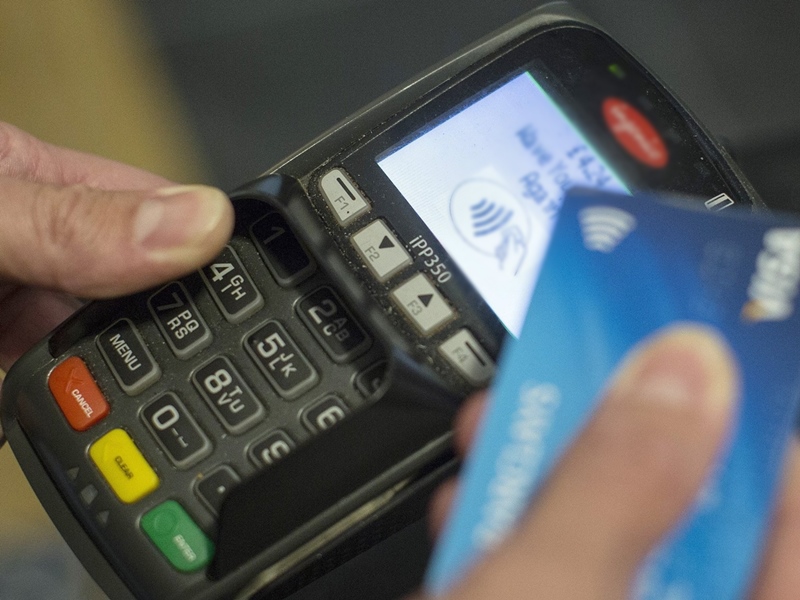 SBI ने शुरू की नई सर्विस, बिना कार्ड और पिन के मोबाइल की मदद से PoS से निकाल सकेंगे पैसे