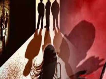 महॠà¤à¥ पास सात वरà¥à¤·à¥à¤¯ बालिà¤à¤¾ à¤à¥ साथ सामà¥à¤¹à¤¿à¤ दà¥à¤·à¥à¤à¤°à¥à¤®, तà¥à¤¨ à¤à¤°à¥à¤ªà¤¿à¤¤â à¤à¤¿à¤°à¤«à¥à¤¤à¤¾à¤°