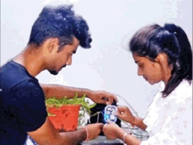 Indore News: फसलà¥à¤ à¤à¥ पानॠà¤à¥ à¤à¤¿à¤¤à¤¨à¥ à¤à¤°à¥à¤°à¤¤, यॠबतानॠà¤à¥ लिठठà¤à¤ यॠà¤à¤¾à¤¸ मशà¥à¤¨