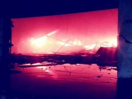 fire in cloth factory bhopal 2018225 142720 25 02 2018
