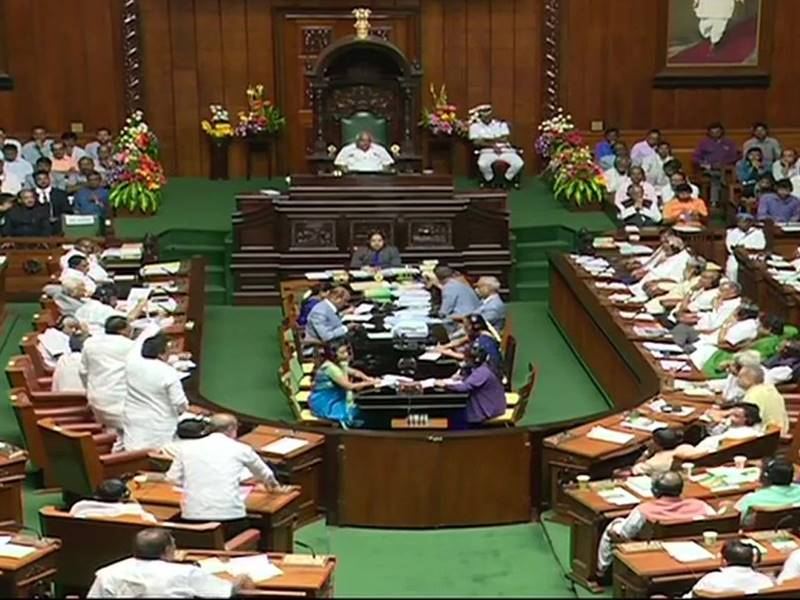 Karnataka Trust vote: à¤°à¤¾à¤à¥à¤¯à¤ªà¤¾à¤² à¤¨à¥ à¤à¤¬ à¤à¥à¤®à¤¾à¤°à¤¸à¥à¤µà¤¾à¤®à¥ à¤à¥ à¤¦à¤¿à¤¯à¤¾ 6 à¤¬à¤à¥ à¤¤à¤ à¤à¤¾ à¤µà¤à¥à¤¤, BJP à¤à¤ à¤¾à¤à¤à¥ à¤¯à¤¹ à¤à¤¦à¤®