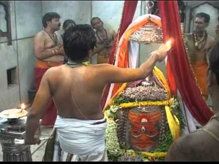 महाà¤à¤¾à¤² मà¤à¤¦à¤¿à¤° मà¥à¤ à¤à¤¾à¤°à¥à¤¤à¤¿à¤ पà¥à¤°à¤¤à¤¿à¤ªà¤¦à¤¾ सॠबदलà¥à¤à¤¾ à¤à¤°à¤¤à¥ à¤à¤¾ समय