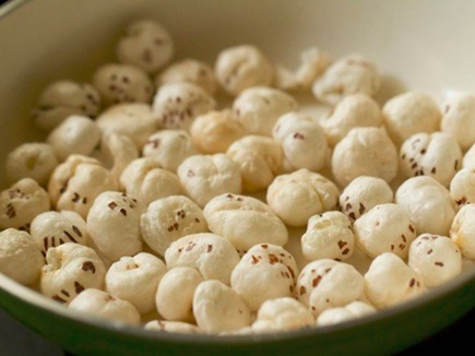 Benefits of Makhana or Lotus seeds