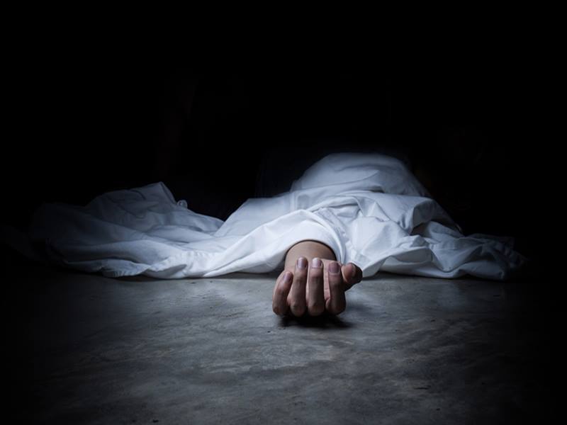 मकान की तीसरी मंजिल पर काम कर रहा युवक सिर के बल आंगन में गिरा, अस्पताल में मौत मकान की तीसरी मंजिल पर काम कर रहा युवक सिर के बल आंगन में गिरा, अस्पताल में मौत