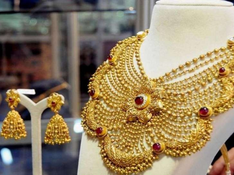 Gold Rate Today: 225 रुपए महंगा होकर 38,715 रुपए प्रति 10 ग्राम पर पहुंचा सोना, जानिए चांदी का भाव