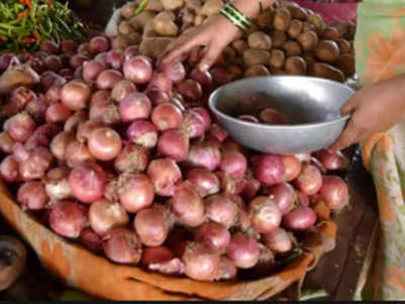 Onion Price Hike : प्याज की जमाखोरी रोकने के लिए सरकार का फैसला, देश भर में स्टॉक सीमा लागू
