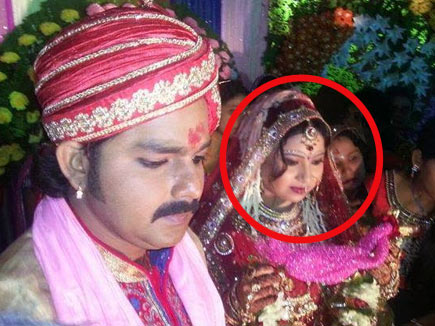 Bhojpuri singer Pawan Singhs wife neelam committed suicide 