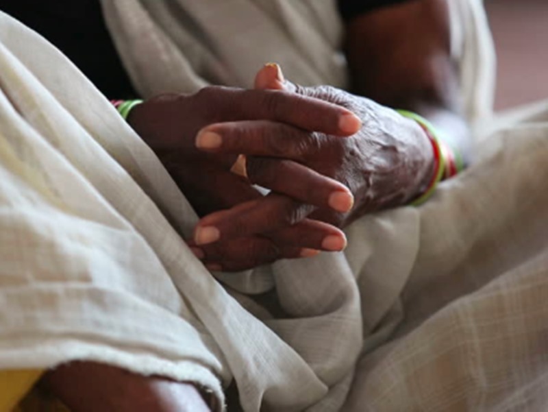 à¤à¥à¤¤à¥à¤ à¤à¥ à¤°à¤à¤µà¤¾à¤²à¥ à¤à¤° à¤°à¤¹à¥ à¤¥à¥ 70 à¤¸à¤¾à¤² à¤à¥ à¤¬à¥à¤à¥à¤°à¥à¤ à¤®à¤¹à¤¿à¤²à¤¾ à¤¸à¥ à¤¦à¥à¤·à¥à¤à¤°à¥à¤®, à¤¯à¤¹à¤¾à¤ à¤­à¥ à¤¹à¥ à¤à¥à¤à¥ à¤à¤¸à¥ à¤à¤à¤¨à¤¾à¤à¤