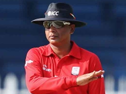 s ravi umpire