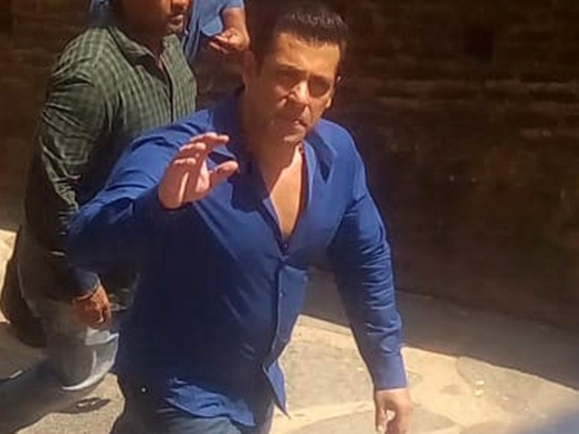 Dabangg 3 Movie : महà¥à¤¶à¥âवर मà¥à¤ शà¥à¤à¤¿à¤à¤ à¤à¥ बाद बà¥à¤²à¥ सलमान à¤à¤¾à¤¨ : मà¥à¤ à¤à¥à¤¦ बà¥à¤¾ शिवà¤à¤à¥à¤¤ हà¥à¤