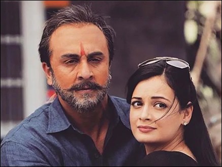 Box Office: 'सà¤à¤à¥' 100 à¤à¤°à¥à¤¡à¤¼ सॠबस à¤à¤¤à¤¨à¤¾ दà¥à¤°, दà¥à¤¸à¤°à¥ दिन à¤à¤®à¤¾à¤ 38.60 à¤à¤°à¥à¤¡à¤¼