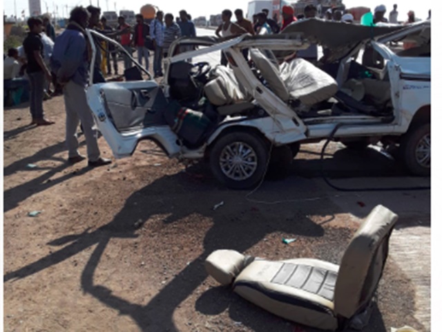 Satna Road Accident: डà¤à¤ªà¤° à¤à¤° à¤à¤¾à¤° à¤à¥ à¤à¤¿à¥à¤à¤¤ मà¥à¤ 4 à¤à¥ मà¥à¤¤, 5 à¤à¤¾à¤¯à¤²