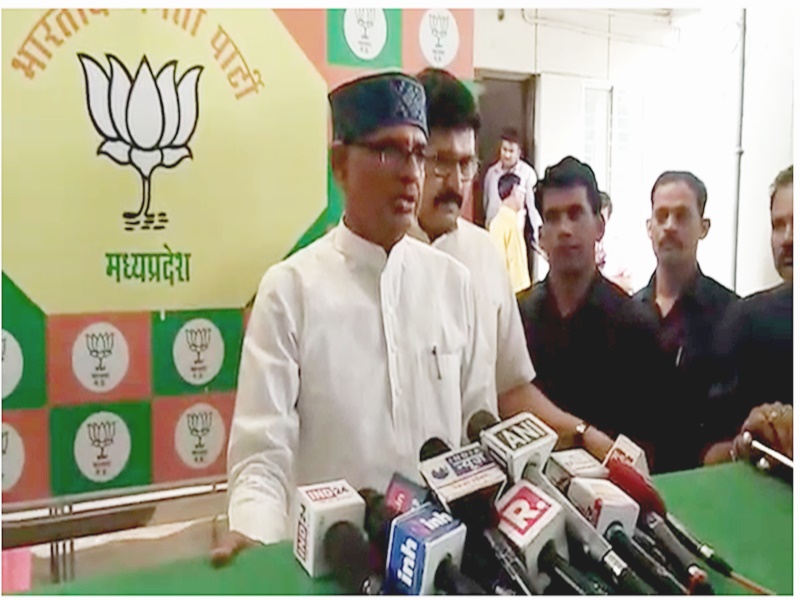 Bhopal Youth Death Case : à¤ªà¥à¤°à¥à¤µ CM Shivraj Singh à¤¬à¥à¤²à¥- à¤ªà¥à¤°à¤¦à¥à¤¶ à¤®à¥à¤ à¤¨à¤¿à¤°à¤à¤à¥à¤¶ à¤¹à¥ à¤à¤ à¤ªà¥à¤²à¤¿à¤¸, à¤¦à¥à¤à¥à¤ VIDEO