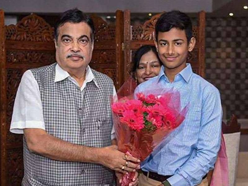 à¤¸à¤¾à¤¤à¤µà¥à¤ à¤à¥ à¤à¤¾à¤¤à¥à¤° à¤¨à¥ à¤¤à¥à¤¯à¤¾à¤° à¤à¤¿à¤ à¤¹à¤¾à¤¦à¤¸à¥ à¤à¤° à¤µà¤¾à¤¹à¤¨ à¤à¥à¤°à¥ à¤°à¥à¤à¤¨à¥ à¤à¥ à¤à¤ª