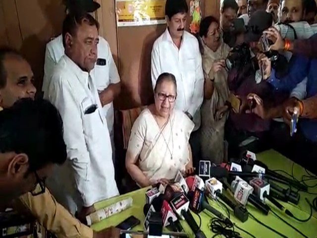 Sumitra Mahajan नॠलà¥à¤à¤¸à¤à¤¾ à¤à¥à¤¨à¤¾à¤µ न लड़नॠà¤à¥ फà¥à¤¸à¤²à¥ à¤à¥ बाद पारà¥à¤à¥ à¤à¥ लिठबà¥à¤²à¥ यॠबात