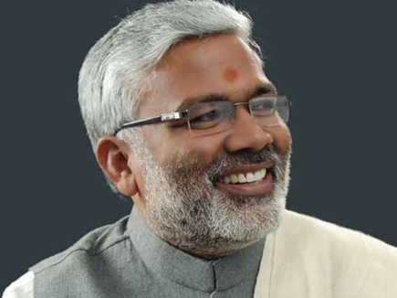 राम मà¤à¤¦à¤¿à¤° à¤à¥ राह मà¥à¤ सिरà¥à¤« à¤à¤¾à¤à¤à¥à¤°à¥à¤¸à¥ हॠà¤
à¥à¤à¤à¤¾-सà¥à¤µà¤¤à¤à¤¤à¥à¤°à¤¦à¥à¤µ सिà¤à¤¹