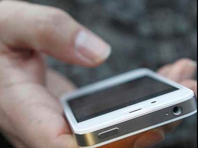 à¤¸à¤°à¤à¤¾à¤°à¥ à¤¸à¥à¤à¥à¤²à¥à¤ à¤à¥ à¤à¥à¤à¤° à¤à¤¬ à¤à¥à¤²à¤¾à¤¸ à¤®à¥à¤ à¤¨à¤¹à¥à¤ à¤à¤²à¤¾ à¤ªà¤¾à¤à¤à¤à¥ à¤®à¥à¤¬à¤¾à¤à¤², à¤¶à¤¿à¤à¥à¤·à¤¾ à¤µà¤¿à¤­à¤¾à¤ à¤²à¥à¤à¤¾ à¤à¤à¥à¤¶à¤¨