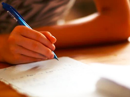 CBSE Board Exam 2019: à¤à¤¾à¤à¤ à¤à¤ªà¤¡à¤¼à¥ पहनà¤à¤° à¤à¤à¥à¤à¤¾à¤® हà¥à¤² मà¥à¤ नहà¥à¤ à¤à¤¾ सà¤à¤¤à¥ हà¥à¤ सà¥à¤à¥à¤¡à¥à¤à¤à¥à¤¸