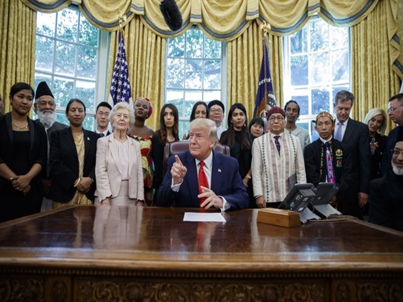 à¤¡à¥à¤¨à¤¾à¤²à¥à¤¡ à¤à¥à¤°à¤à¤ª à¤¨à¥ à¤à¥ à¤µà¤¿à¤­à¤¿à¤¨à¥à¤¨ à¤¦à¥à¤¶à¥à¤ à¤à¥ 27 à¤§à¤¾à¤°à¥à¤®à¤¿à¤ à¤à¤²à¥à¤ªà¤¸à¤à¤à¥à¤¯à¤à¥à¤ à¤¸à¥ à¤®à¥à¤²à¤¾à¤à¤¾à¤¤