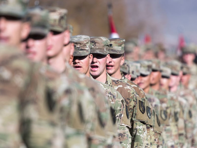 à¤ªà¥à¤²à¥à¤à¤¡ à¤®à¥à¤ à¤à¤®à¥à¤°à¤¿à¤à¤¾ 1 à¤¹à¤à¤¾à¤° à¤¸à¥à¤¨à¤¿à¤à¥à¤ à¤à¥ à¤à¤° à¤à¤°à¥à¤à¤¾ à¤¤à¥à¤¨à¤¾à¤¤, à¤°à¥à¤¸ à¤¨à¥ à¤à¤¤à¤¾à¤ à¤à¤ªà¤¤à¥à¤¤à¤¿