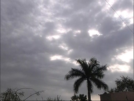 Madhya Pradesh Weather: 14 फरवरॠसॠफिर बदलà¥à¤à¤¾ मà¥à¤¸à¤®, à¤à¤²à¤¾à¥à¤ à¤à¥ साथ बारिश à¤à¥ सà¤à¤à¤¾à¤µà¤¨à¤¾